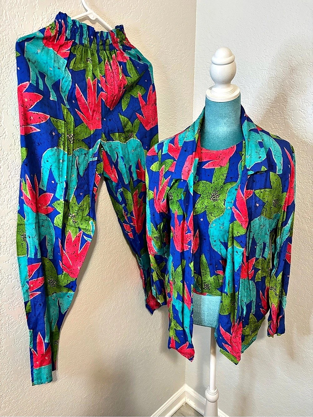 VTG Melrose Tropical Batik 3-Piece Pant Suit Set Rayon 4/6